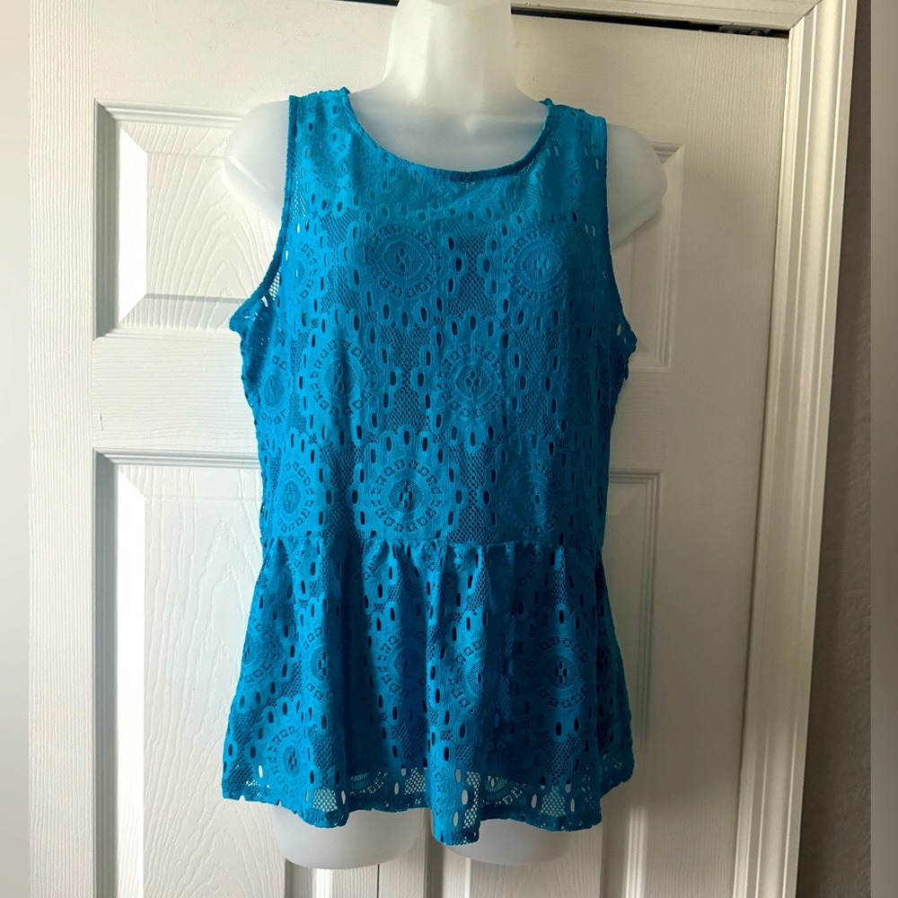 Laundry by Shelli Segal Peplum Top EUC